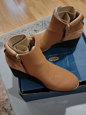 Dr. Scholl's Cognac Wedge Ankle Booties with Side Zip